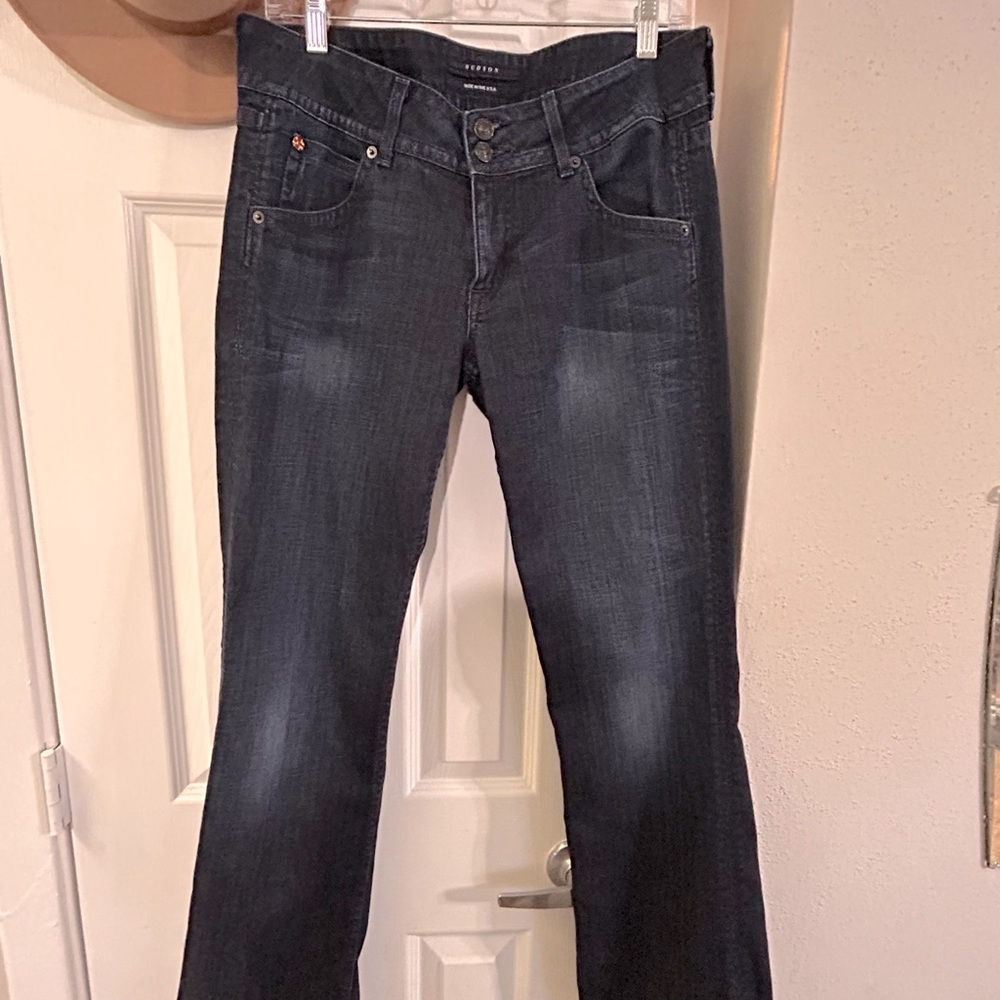 • Hudson • Size 30 • Dark Wash •